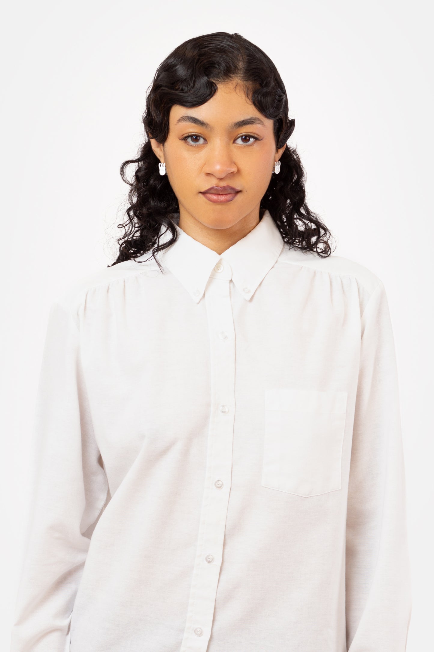 Mini Claw Clip Hoops in Coconut
