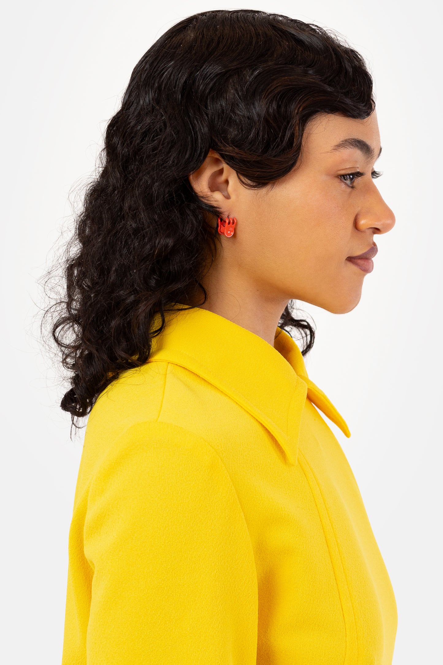 Mini Claw Clip Hoops in Strawberry
