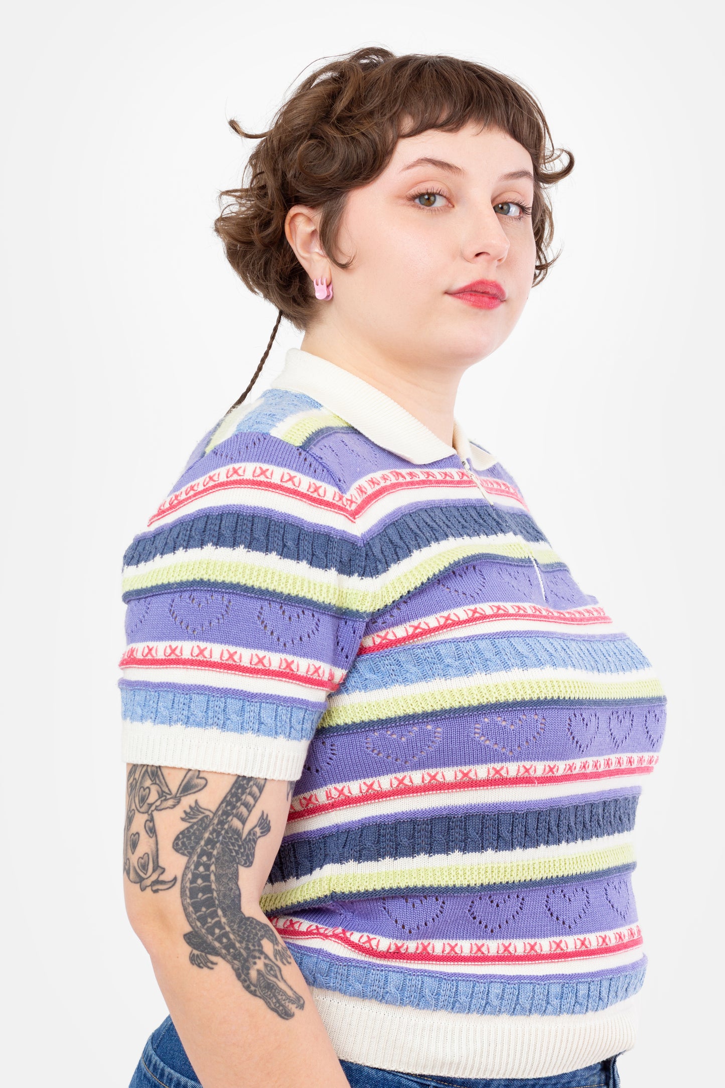 Mini Claw Clip Hoops in Guava